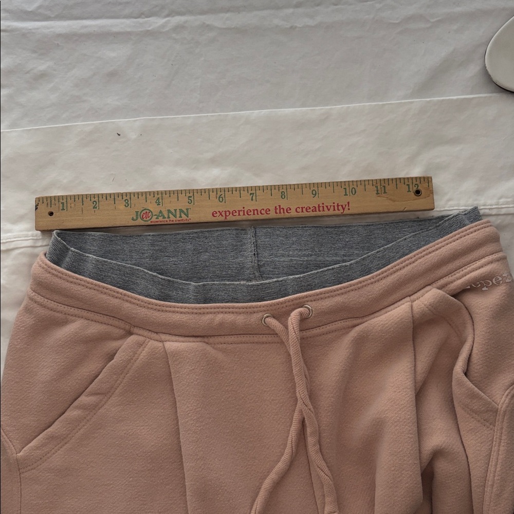 Repetto Heather Gray and Soft Pink Knit Sweats - Picture 5 of 5